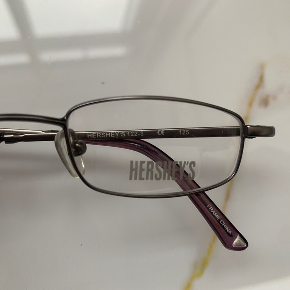 NWT Kids Adorable Hershey’s frame - Picture 2 of 3